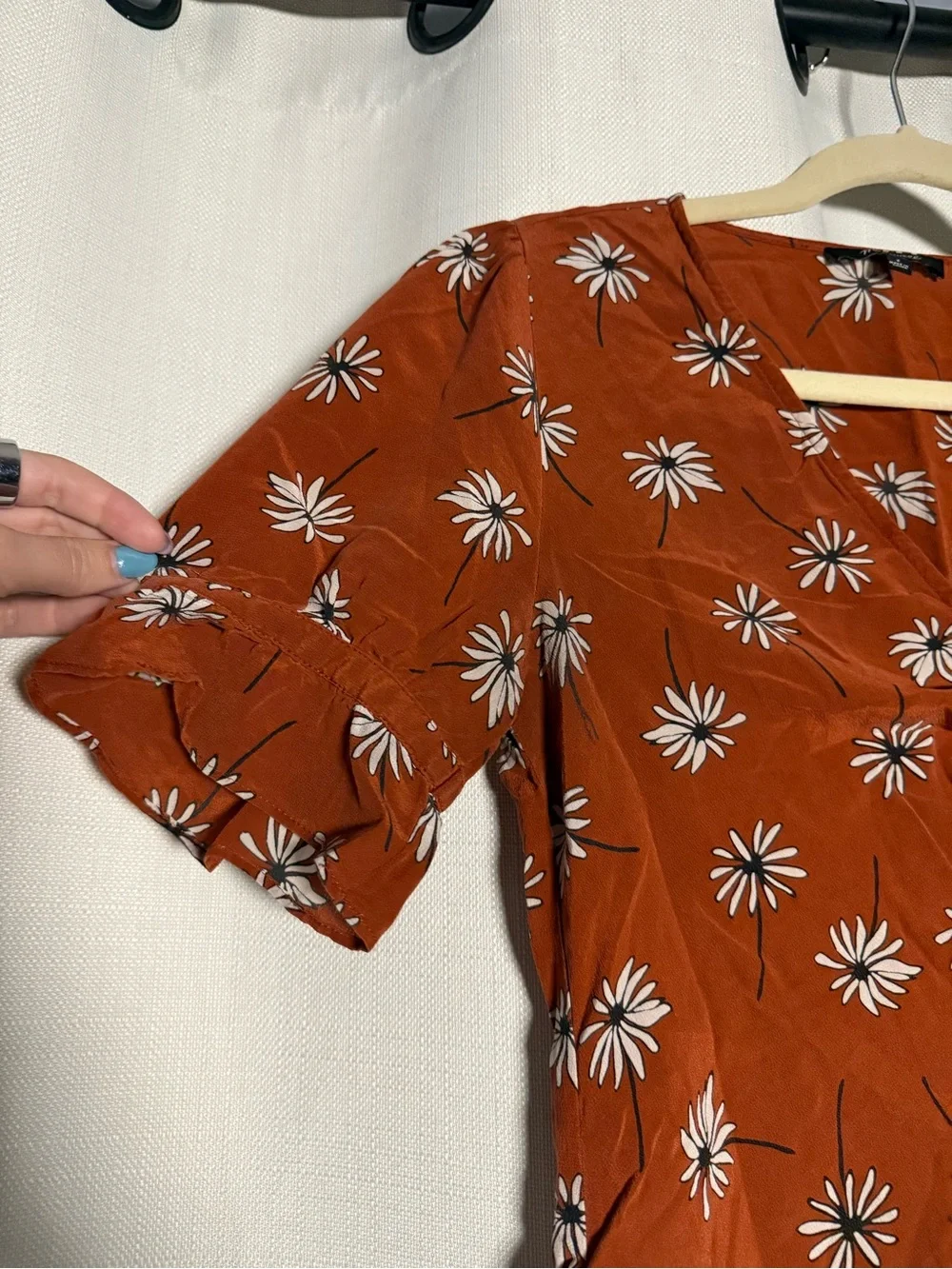 Madewell Daylight Fresh Daisies Silk Burnt Orange and White Top Size 2